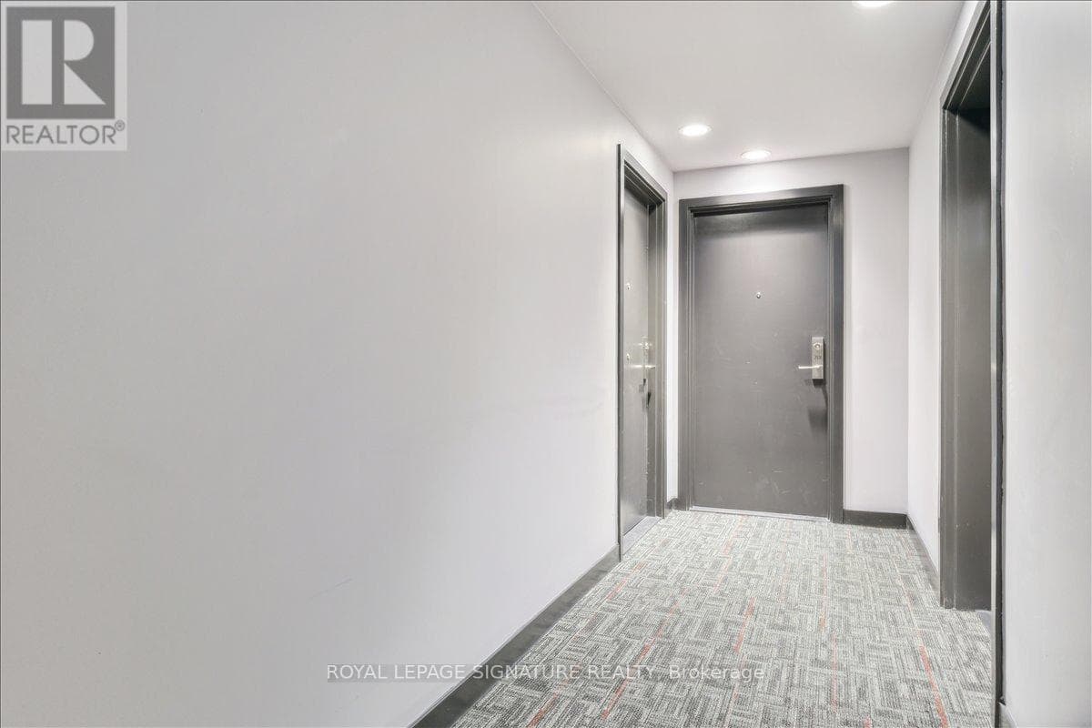701 - 2433 DUFFERIN STREET, Toronto — photo 5