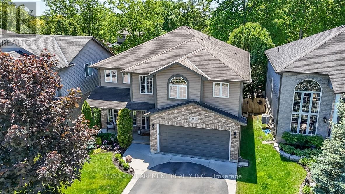 25 SOUTHWOOD CRESCENT in 