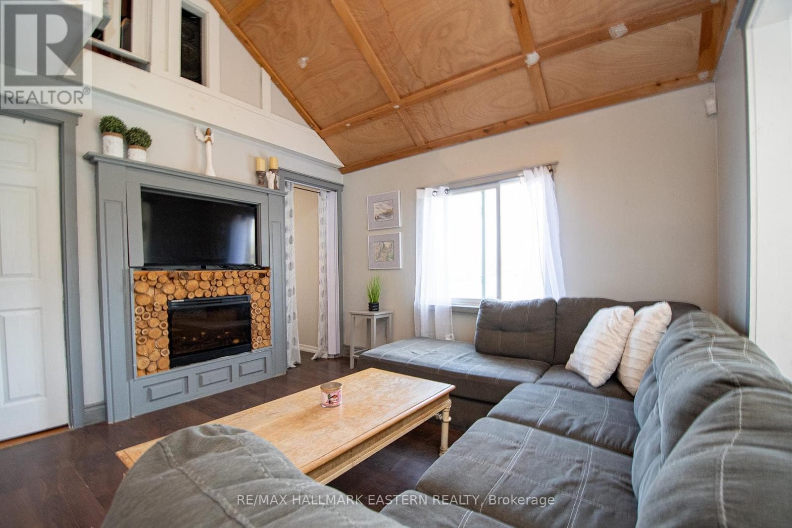 2305 THURSTONIA ROAD, Central Lakes — photo 5
