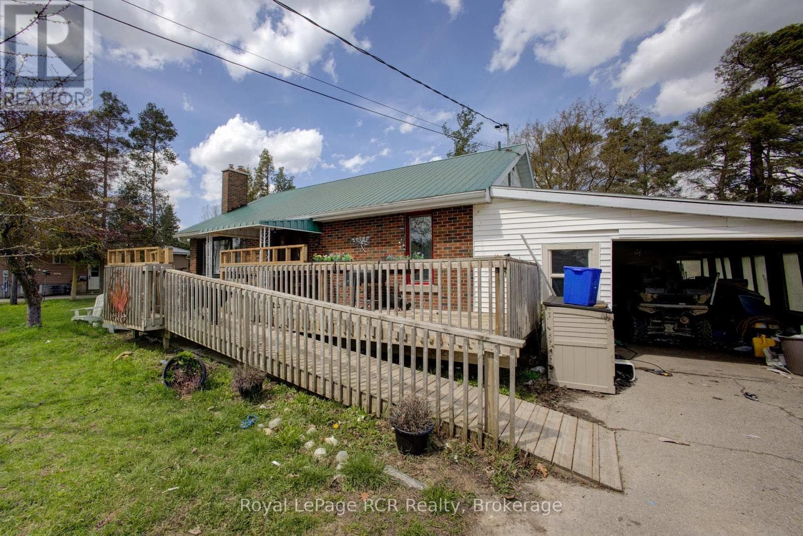 460 DOMVILLE STREET, OnePoint — photo 3
