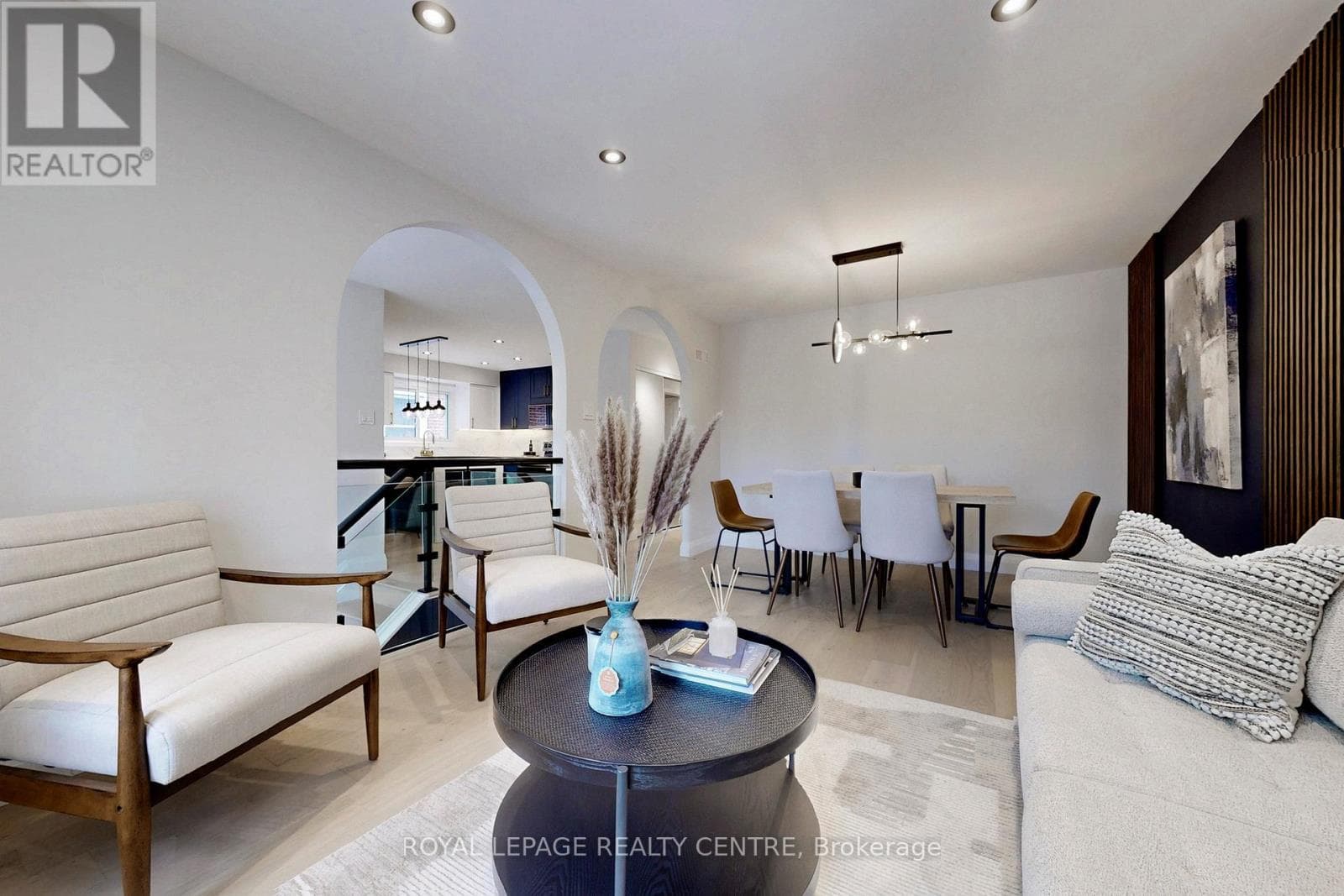 776 GARTH STREET, Toronto — photo 3