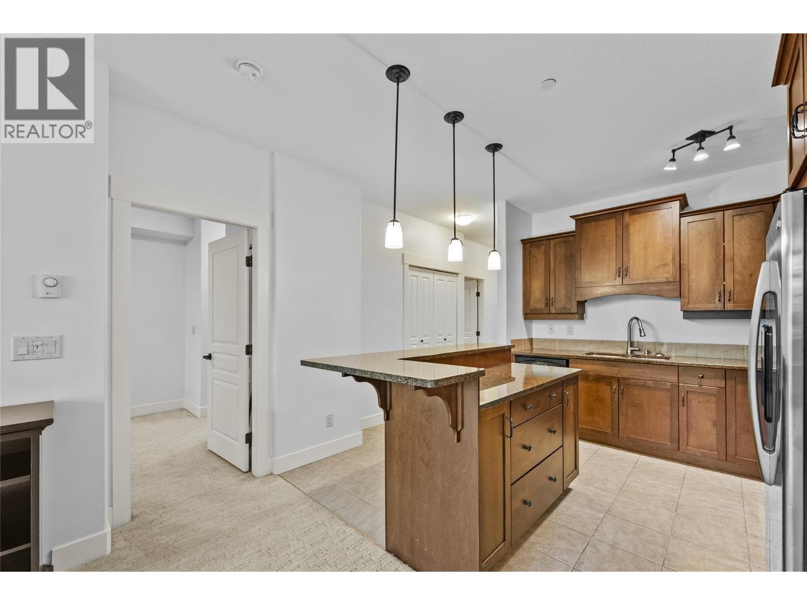 795 McGill Road Unit# 204, Interior REALTORS® — photo 5
