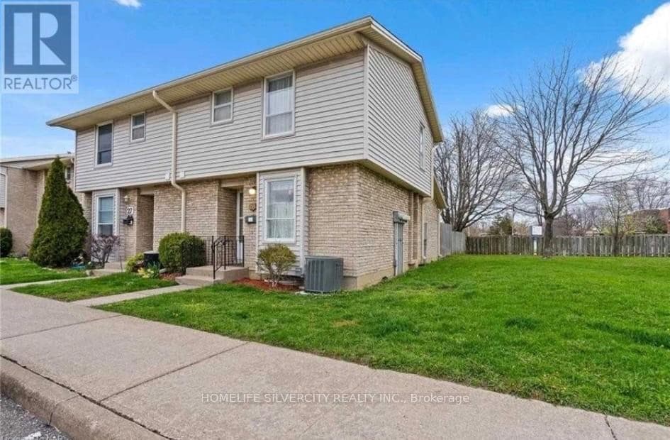 28 - 242 LAKEPORT ROAD in 