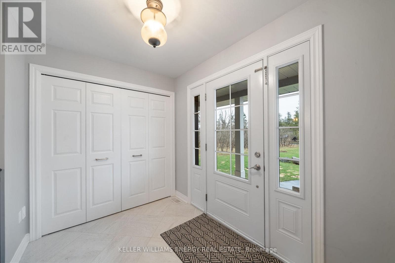 20 LAGOON DRIVE, Central Lakes — photo 3