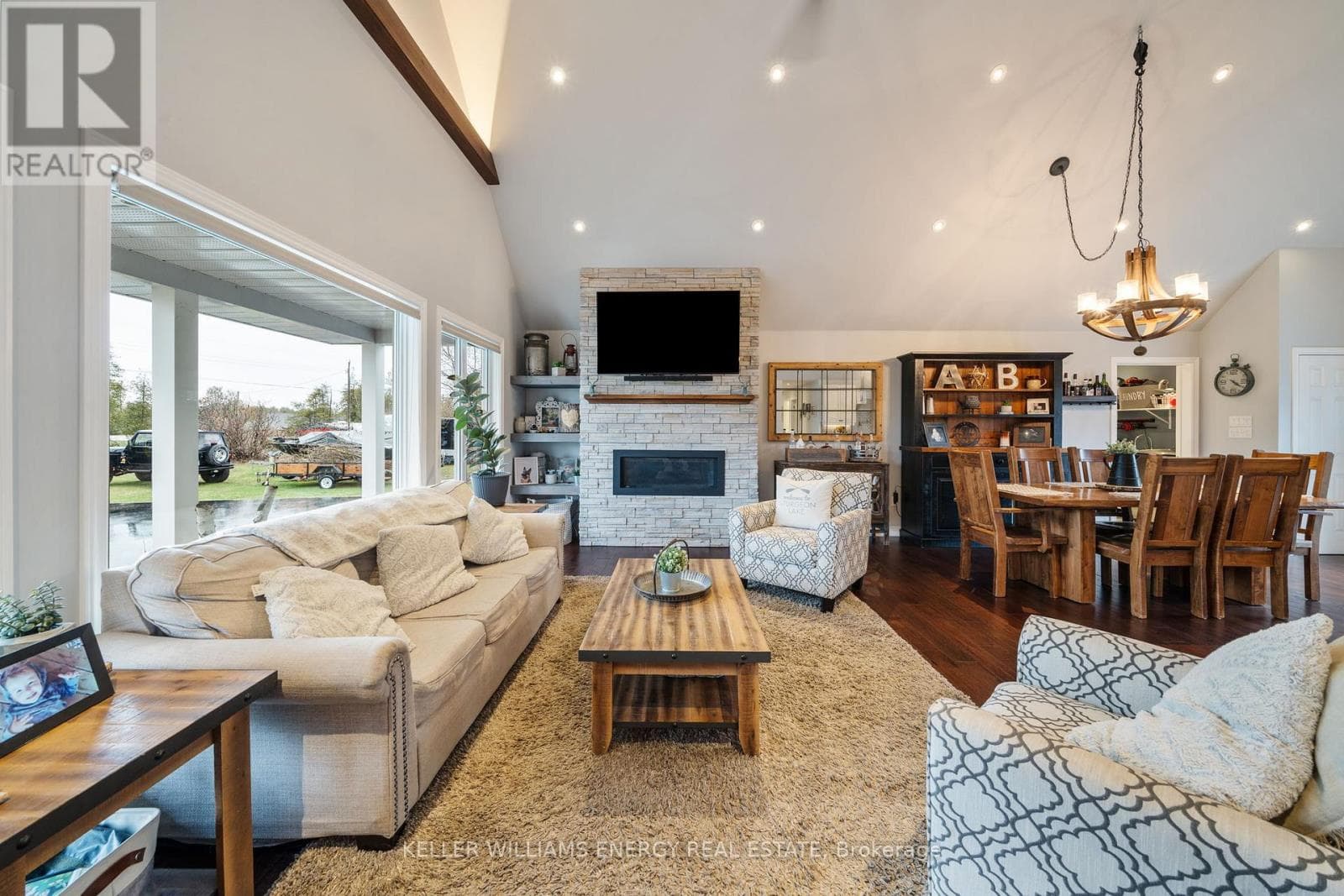 20 LAGOON DRIVE, Central Lakes — photo 4