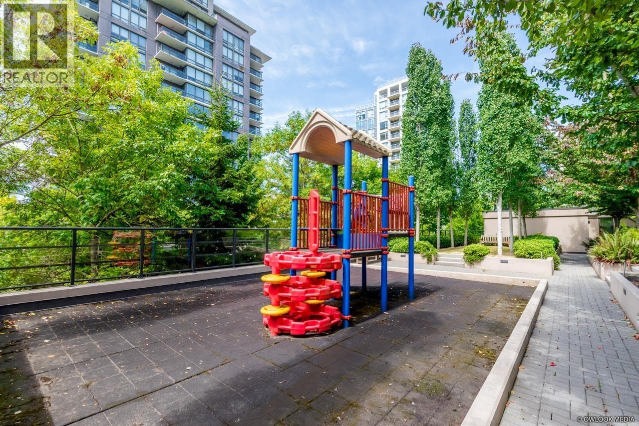 603 6333 KATSURA STREET, Greater Vancouver — photo 2