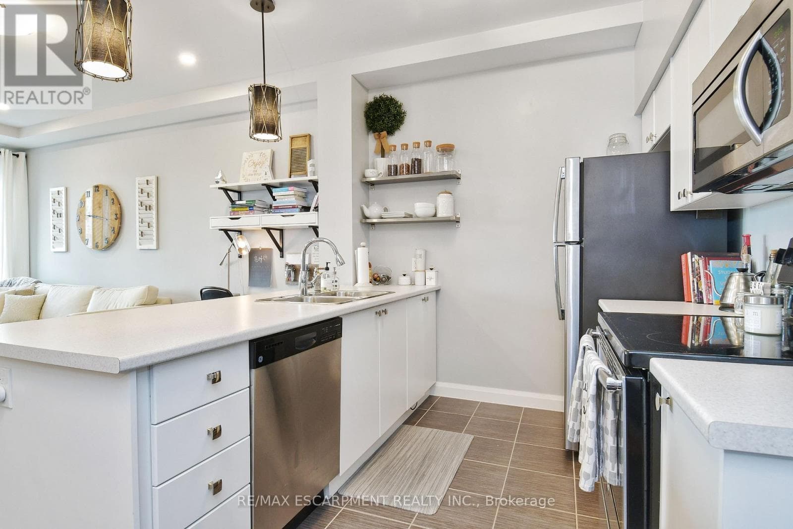 112 KING STREET EAST UNIT 903, Toronto — photo 4