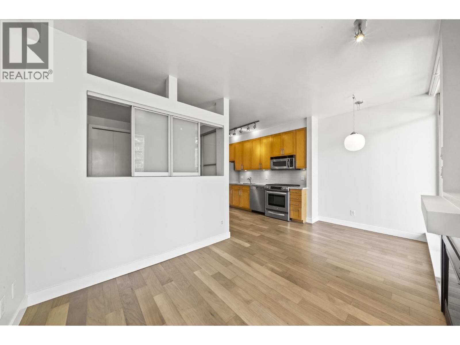304 2055 YUKON STREET, Greater Vancouver — photo 5