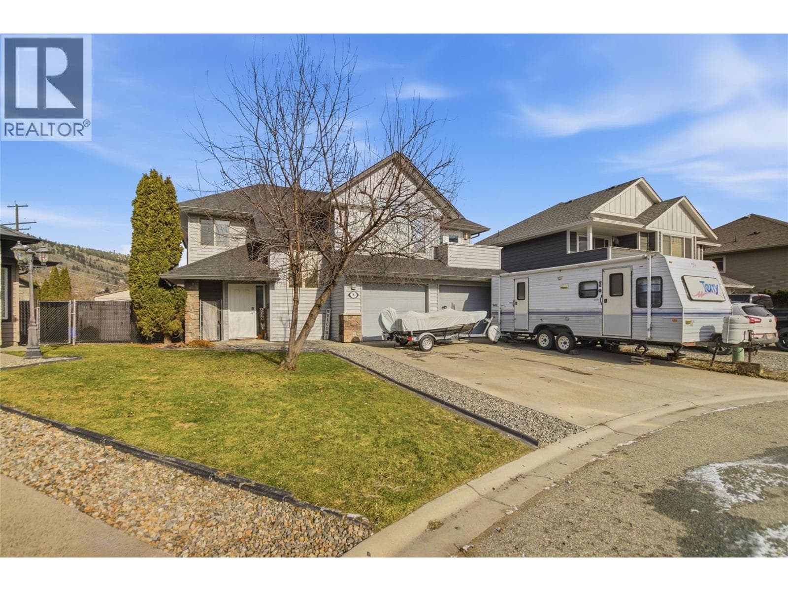 762 MCCURRACH ROAD in 