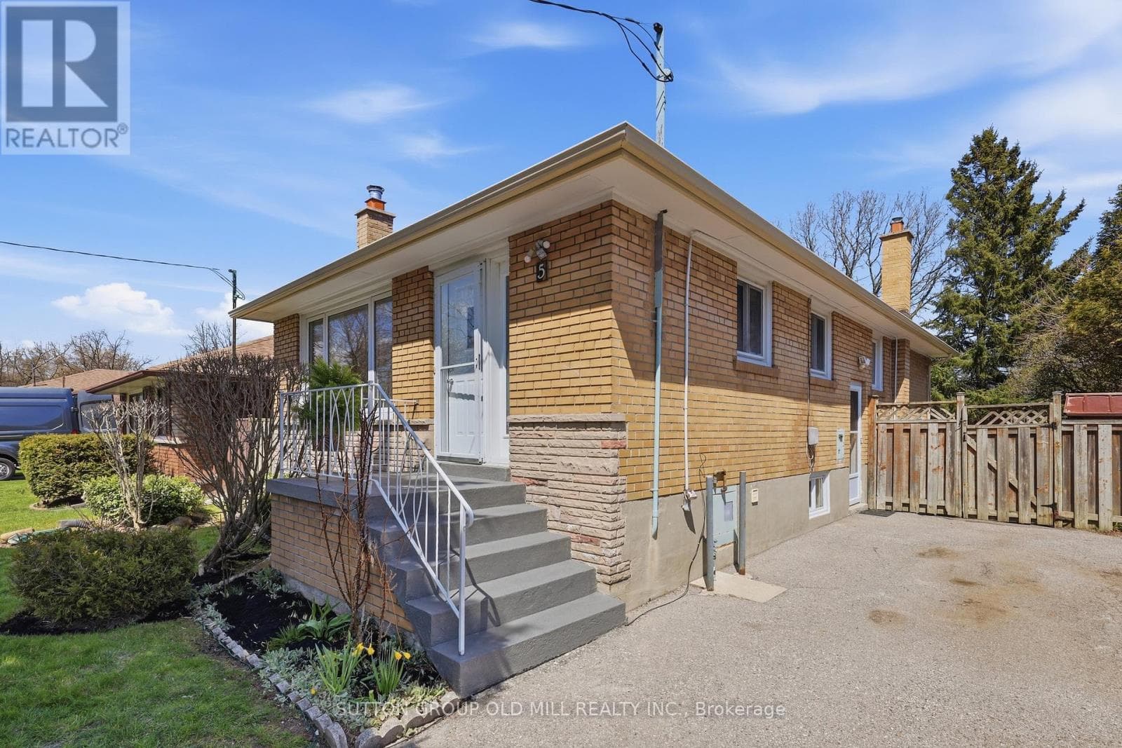 5 GREYABBEY TRAIL, Toronto — photo 2
