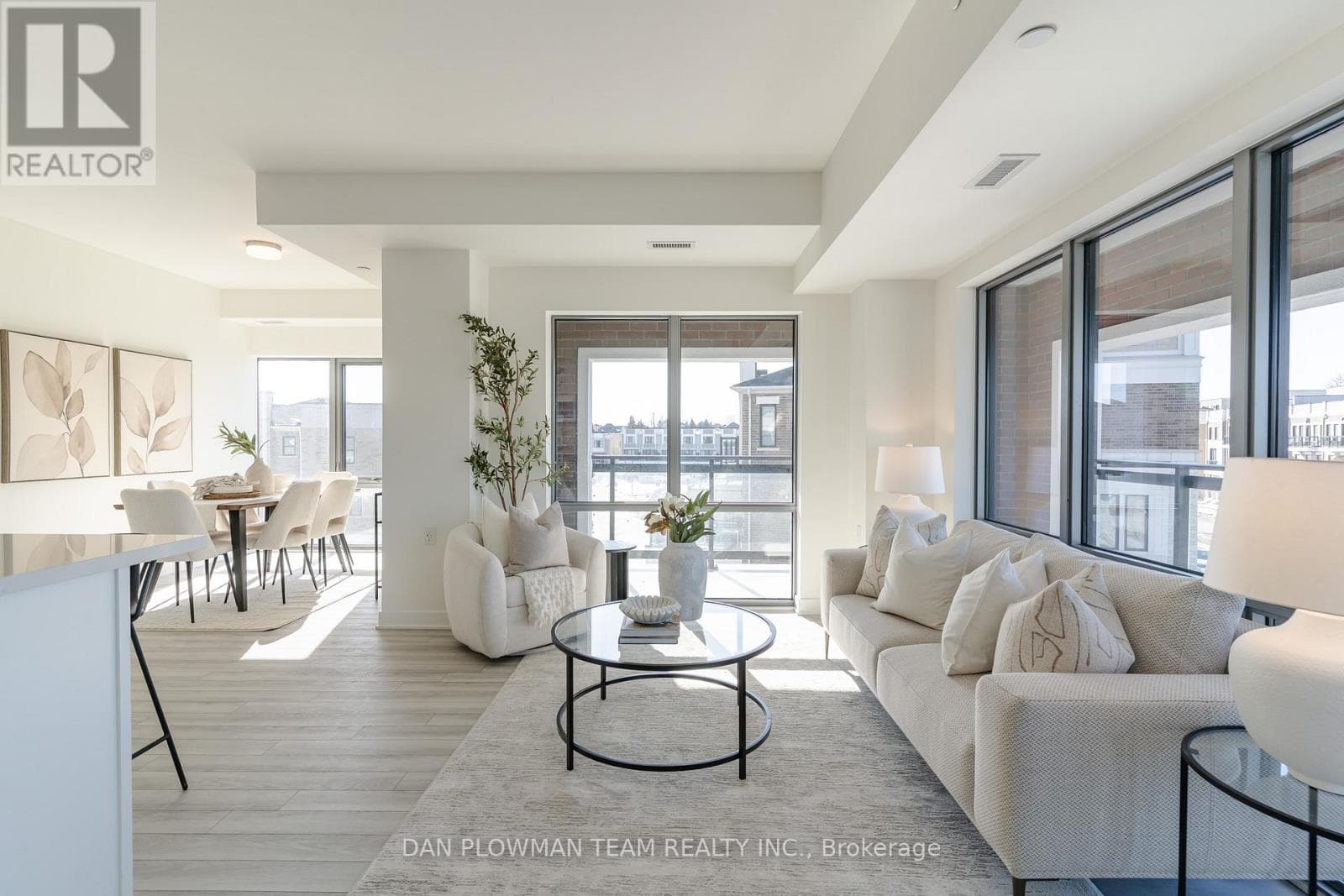 321 - 51 CLARINGTON BOULEVARD, Toronto — photo 3