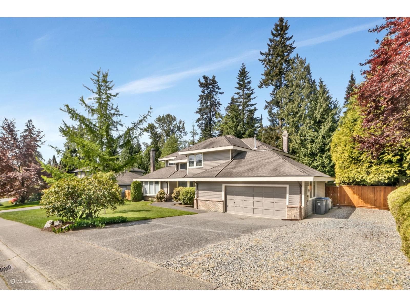 8149 149 STREET, Fraser Valley — photo 2