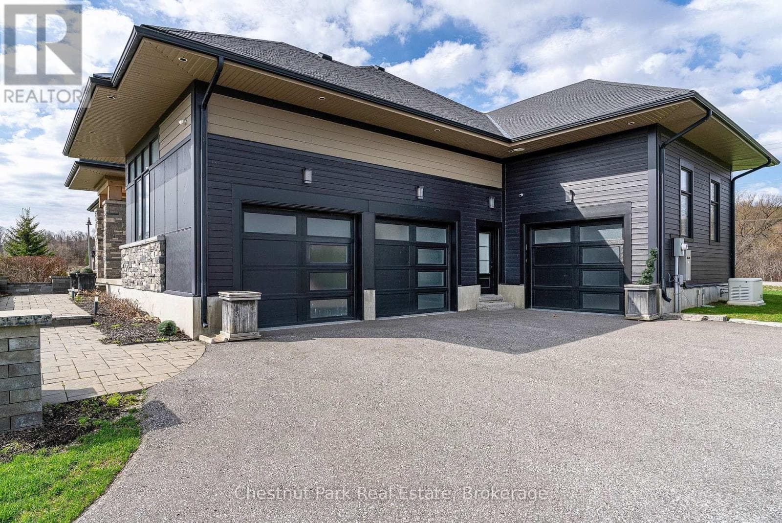 1 WINDROSE VALLEY BOULEVARD, OnePoint — photo 3
