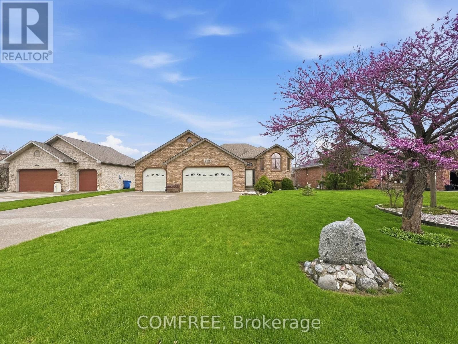 372 EAST PUCE ROAD in