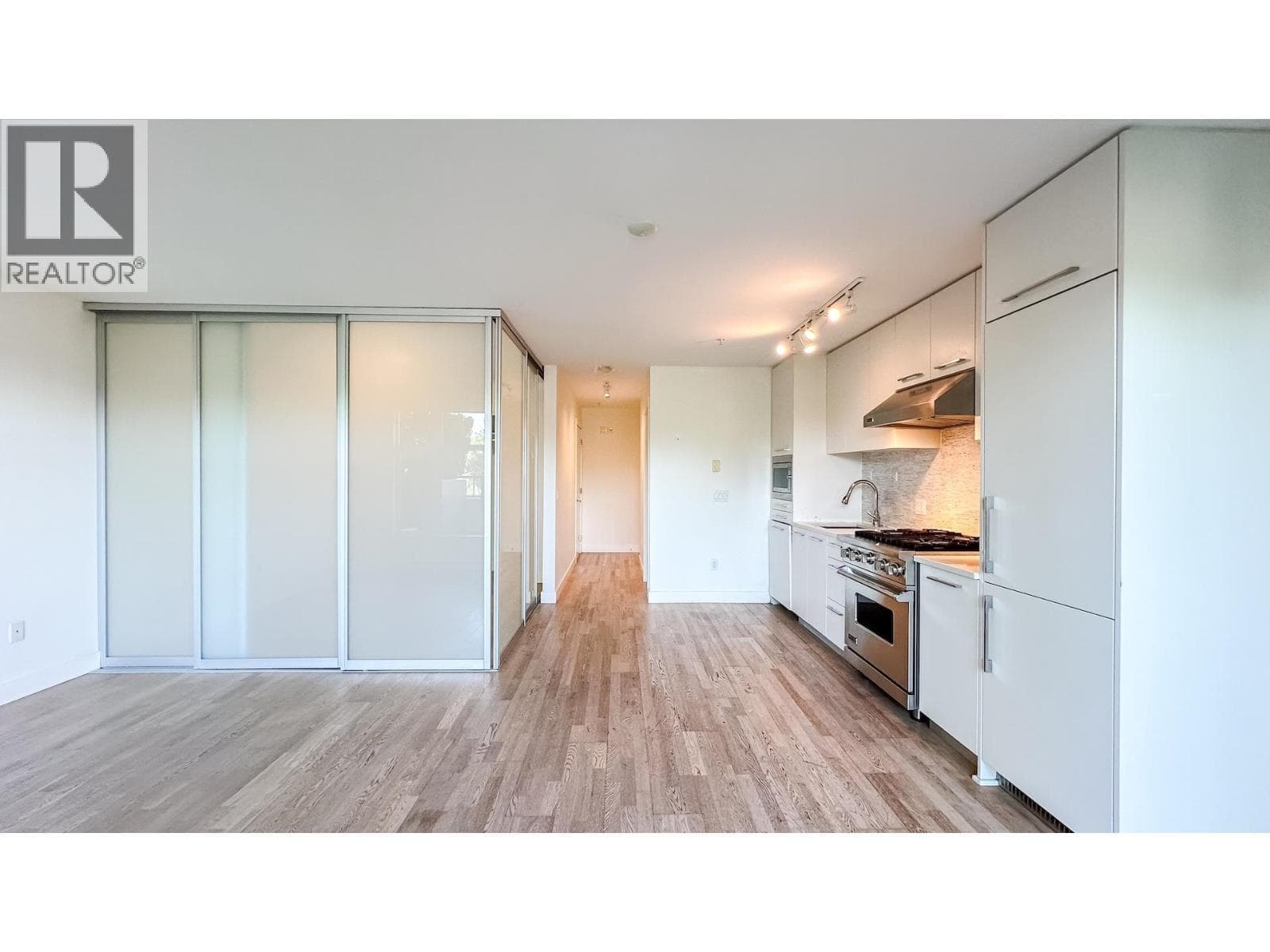 202 4355 W 10TH AVENUE, Greater Vancouver — photo 4