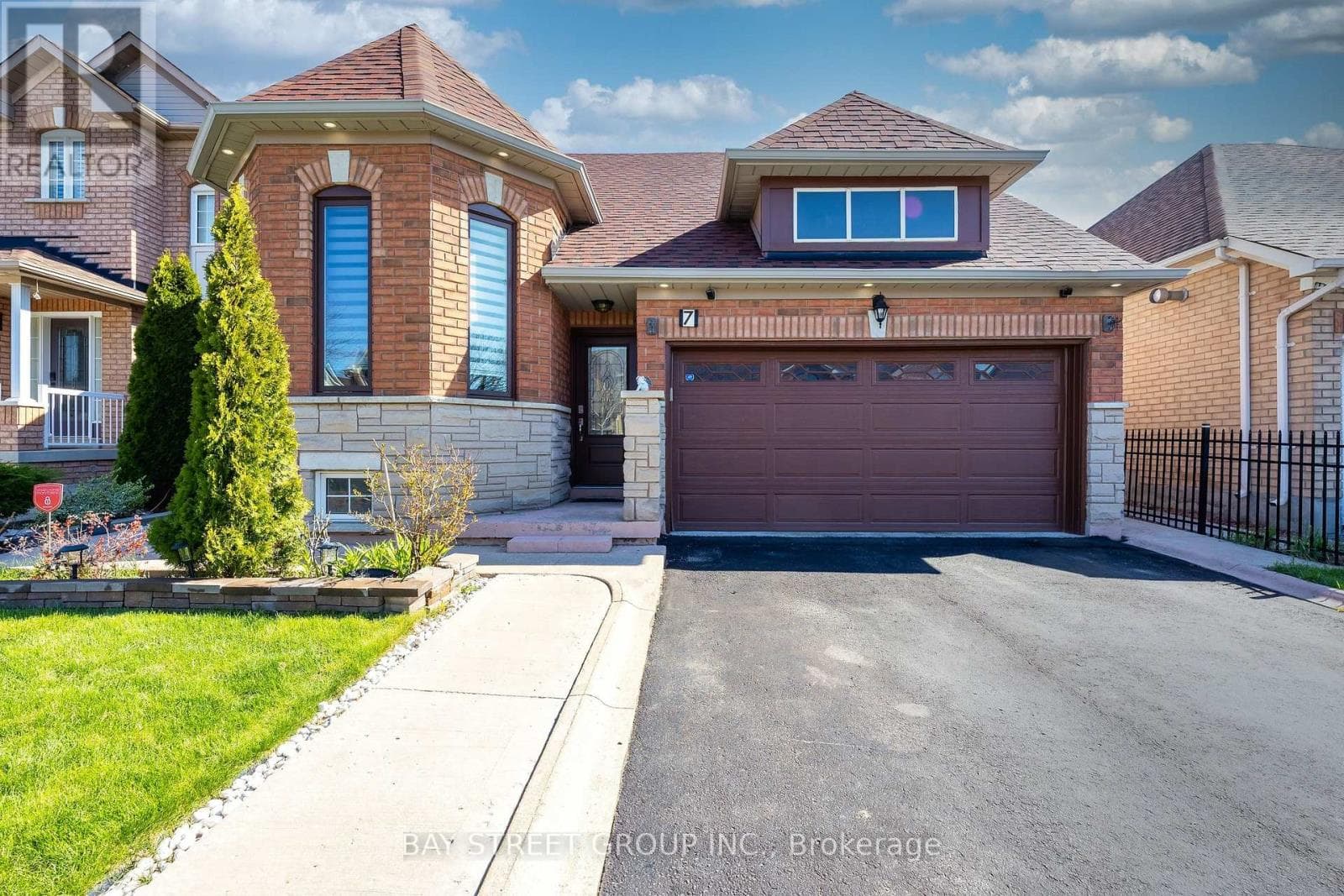 7 ORCHID DRIVE in VAN KIRK