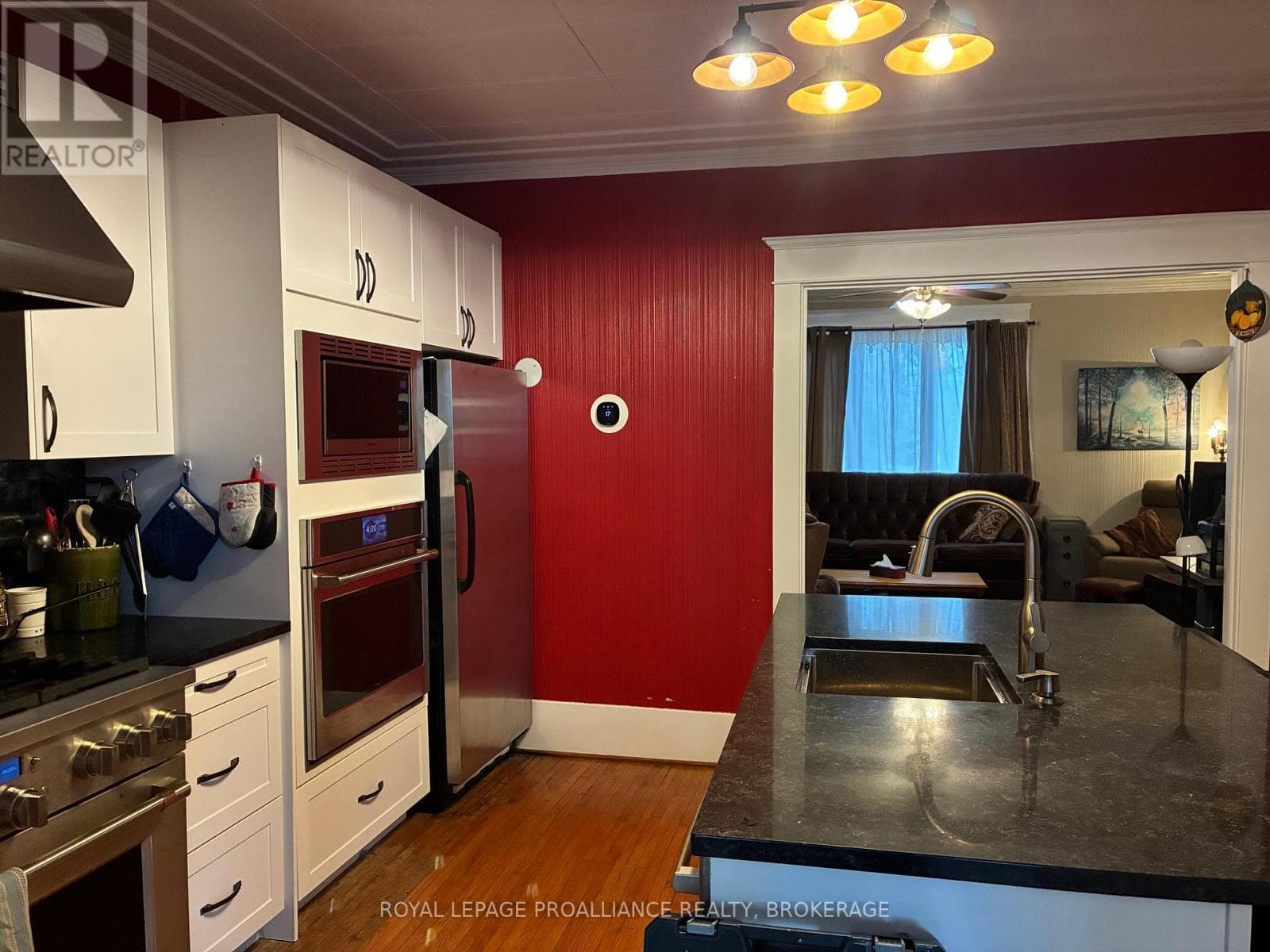 255 FIRST STREET, Kingston — photo 5