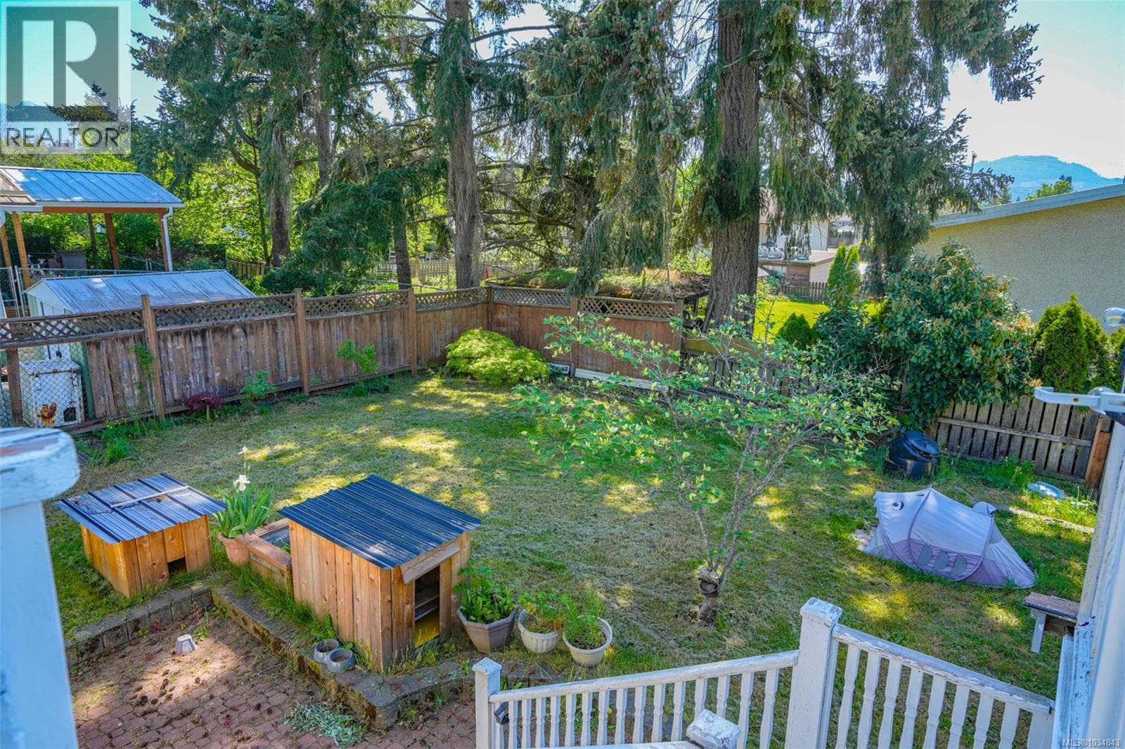 4594 ALWYN STREET, Vancouver Island — photo 5