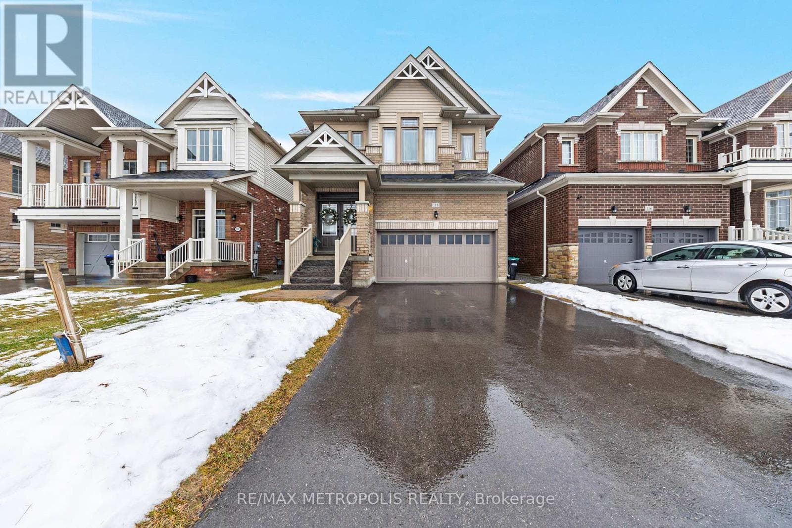 118 LORNE THOMAS PLAZA, Toronto — photo 3