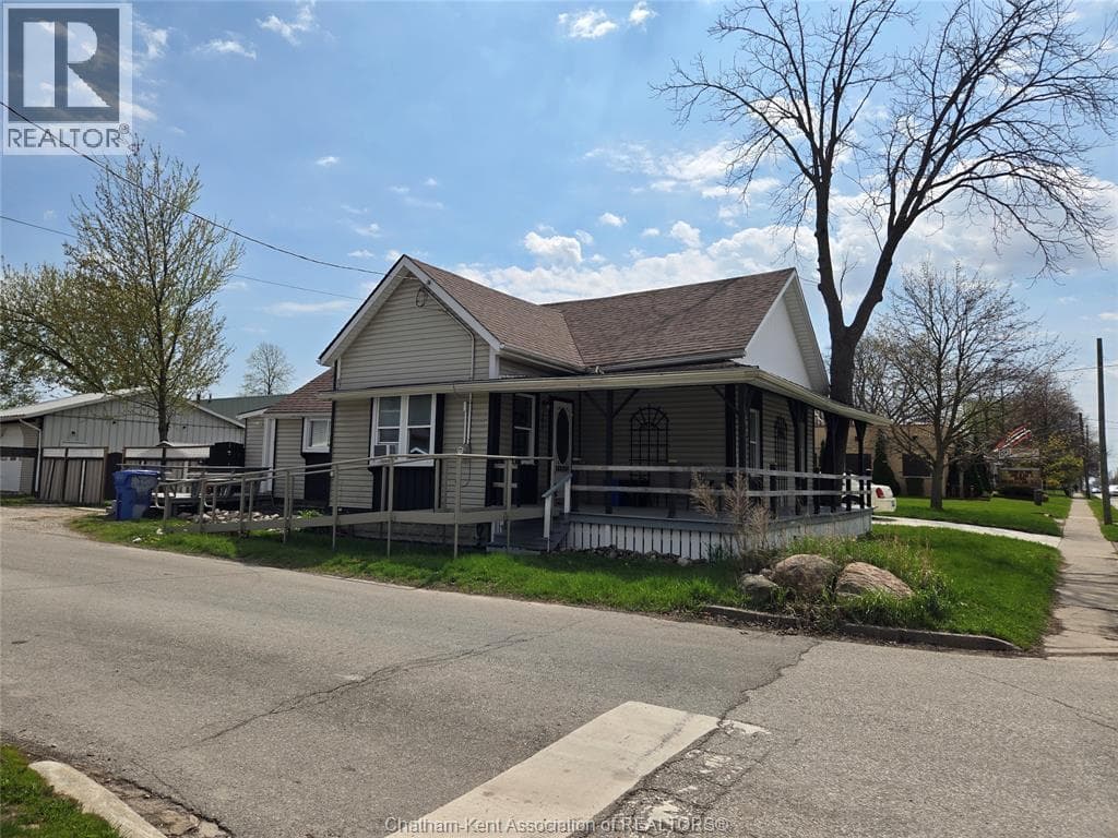 106 PARK AVENUE East, Chatham Kent — photo 3
