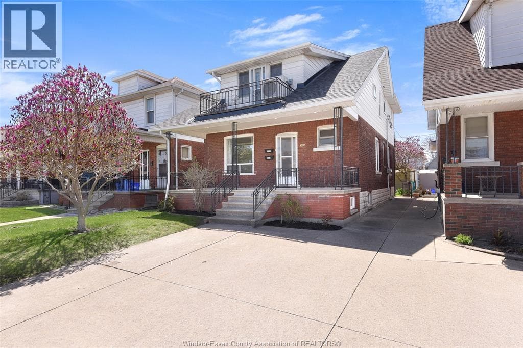 1069 MARENTETTE AVENUE Unit# UPPER in Walkerville