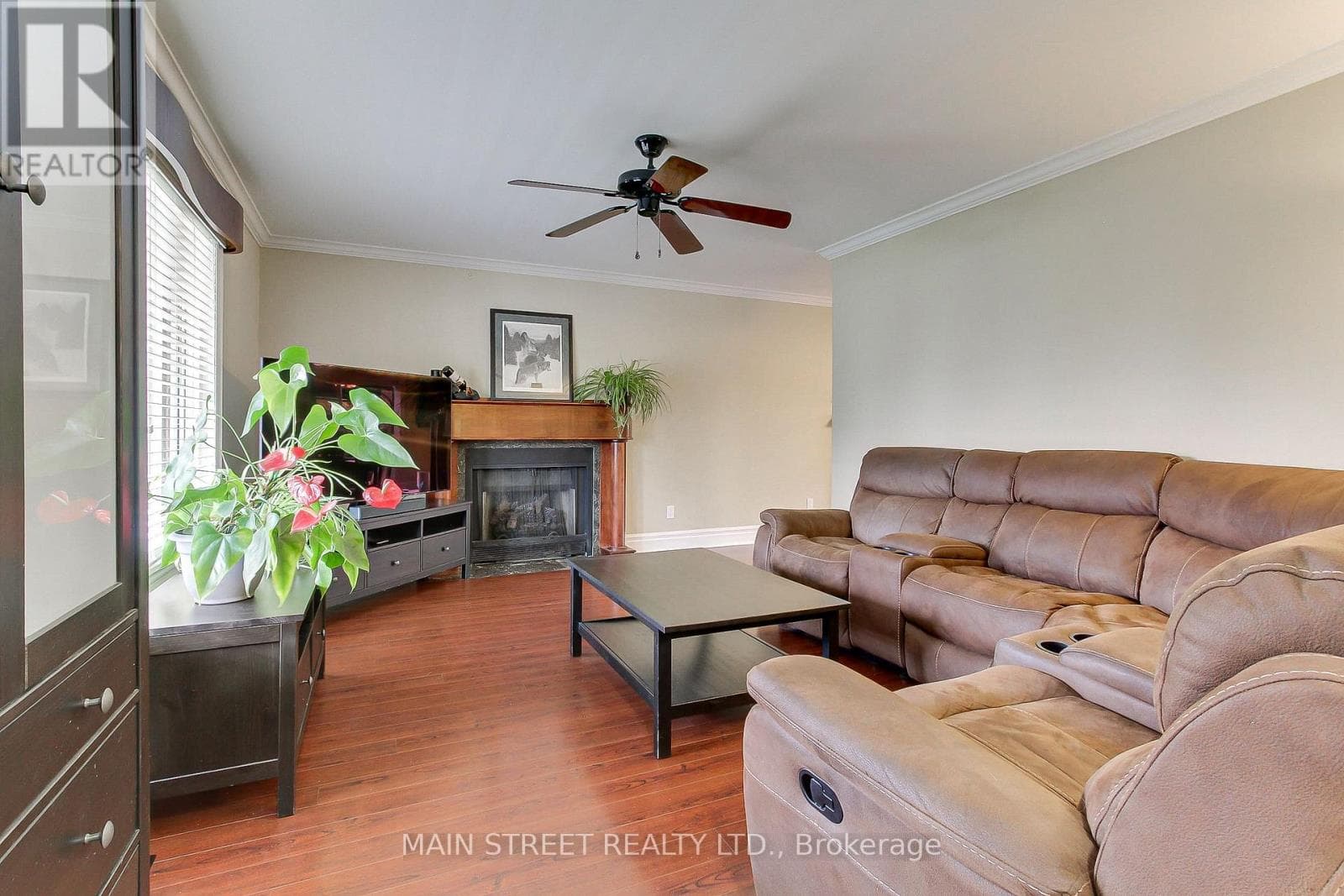 276 CRAWFORD STREET, Toronto — photo 4