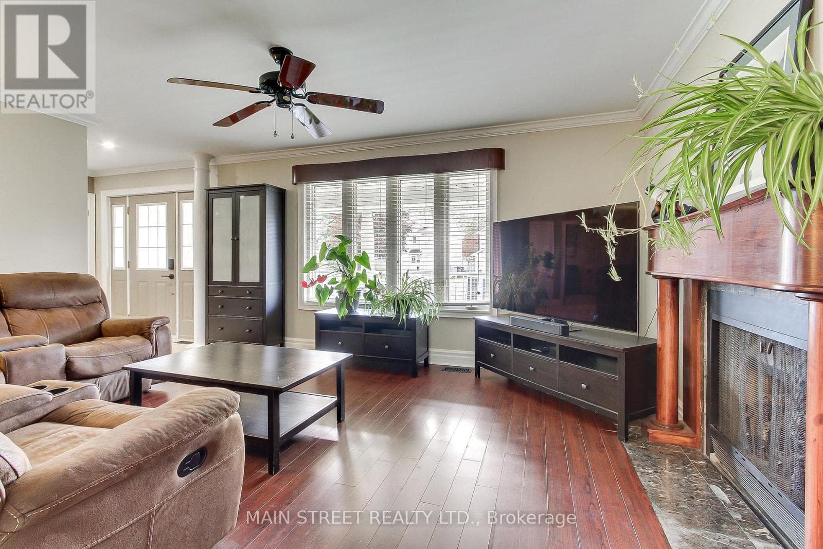 276 CRAWFORD STREET, Toronto — photo 5