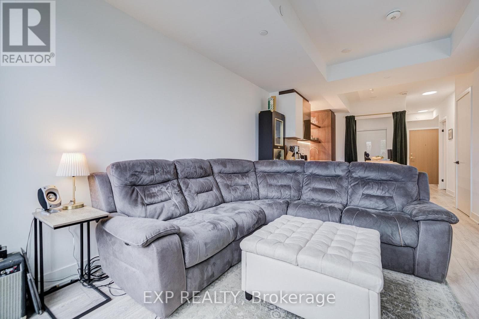211 - 1285 QUEEN STREET E, Toronto — photo 5