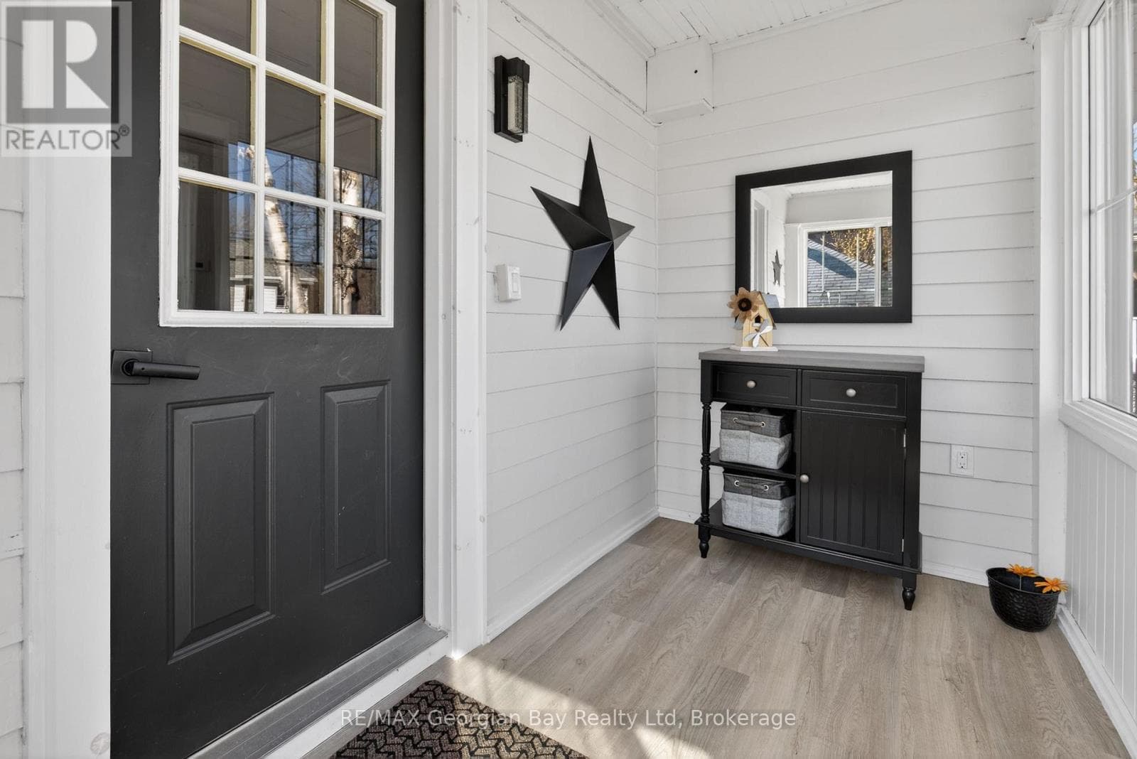 641 BAIE STREET, OnePoint — photo 3