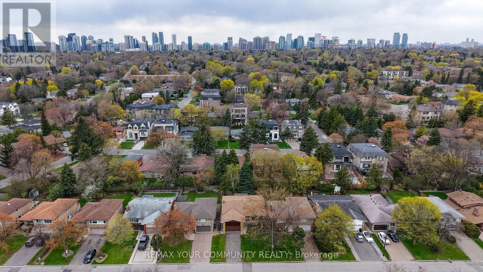 28 BUNTY LANE, Toronto — photo 4