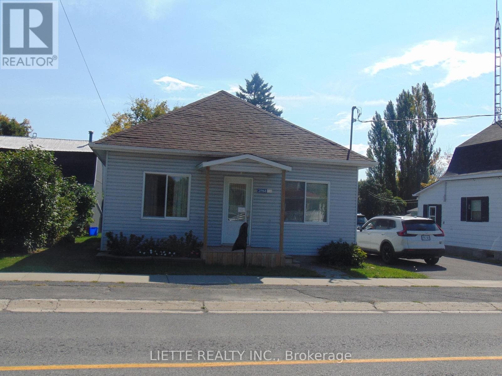 21968 MAIN STREET, Cornwall — photo 5