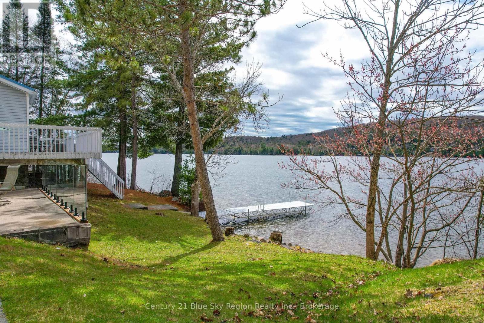 1421 NORTHSHORE ROAD, North Bay — photo 3