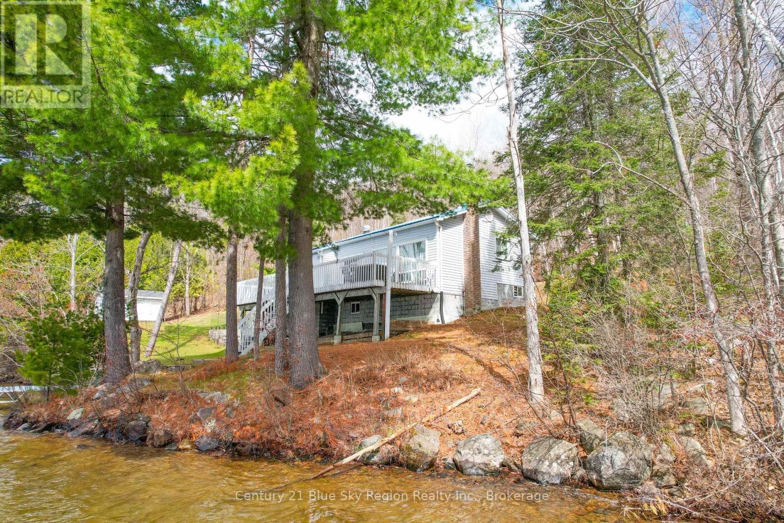 1421 NORTHSHORE ROAD, North Bay — photo 4