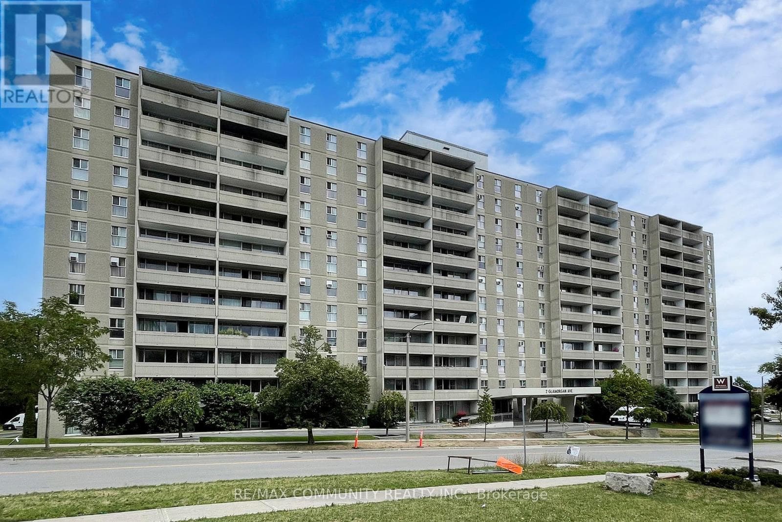 213 - 2 GLAMORGAN AVENUE N, Toronto — photo 3