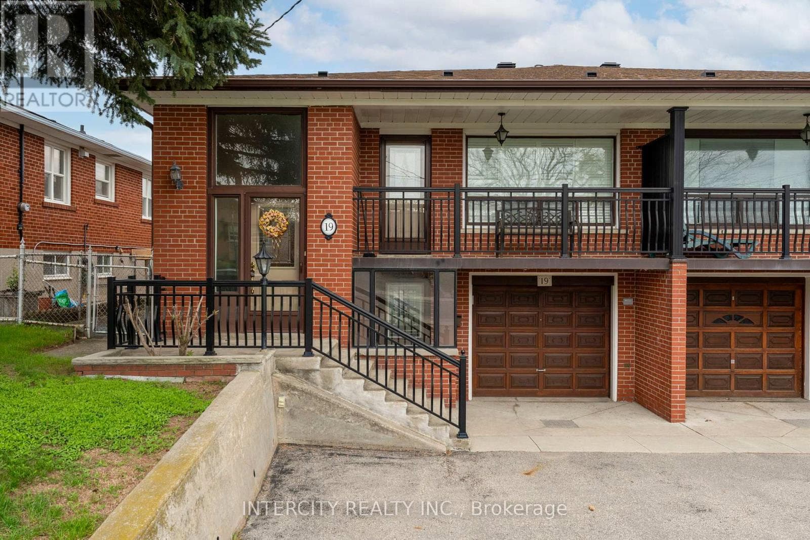 19 GADE DRIVE, Toronto — photo 3