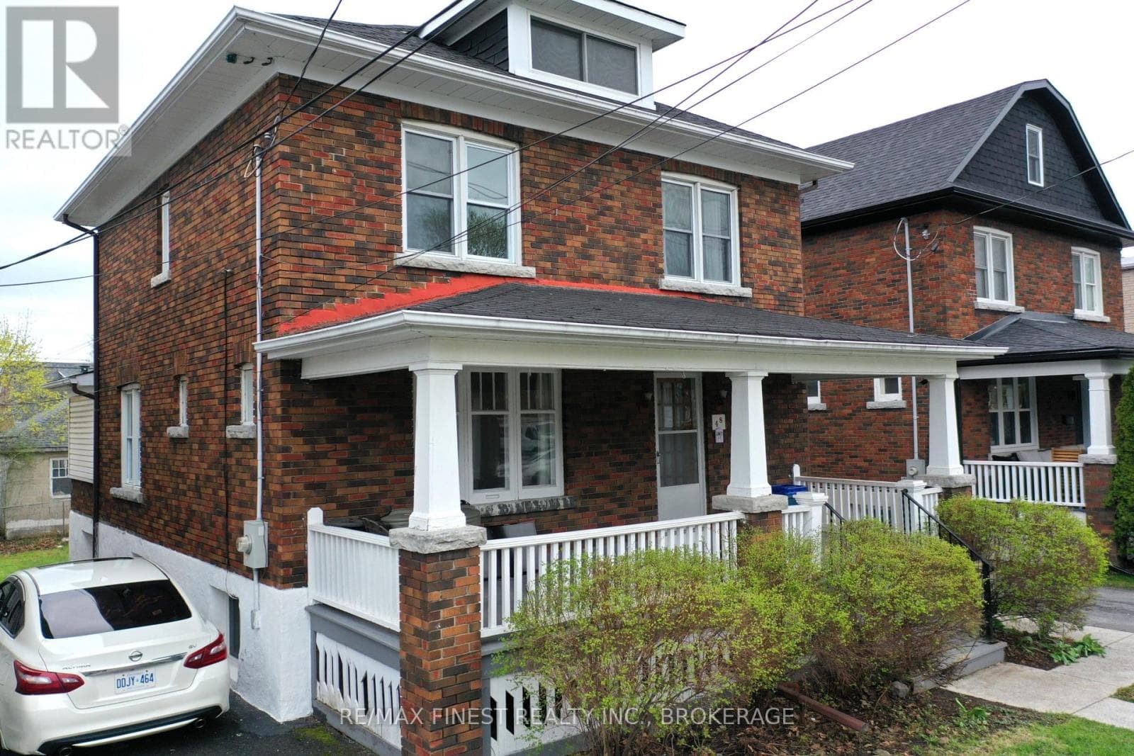 48 DUNDAS STREET in Sunnyside