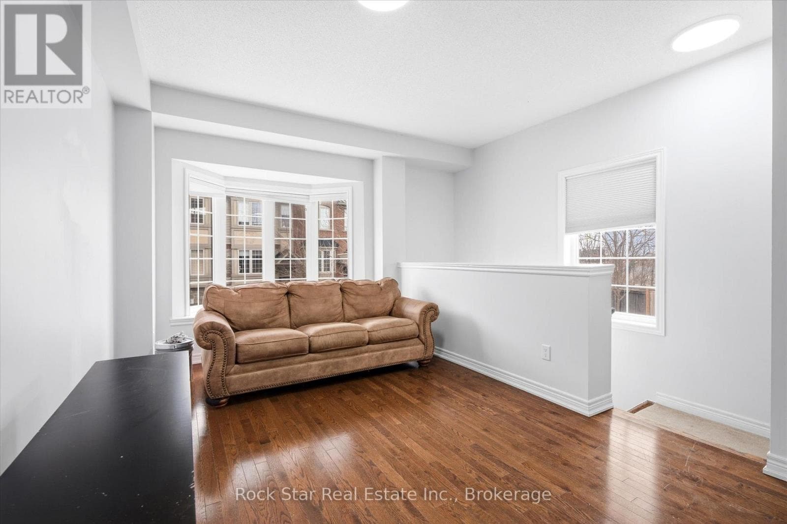 27 - 342 MILL STREET, Oakville-Milton — photo 2