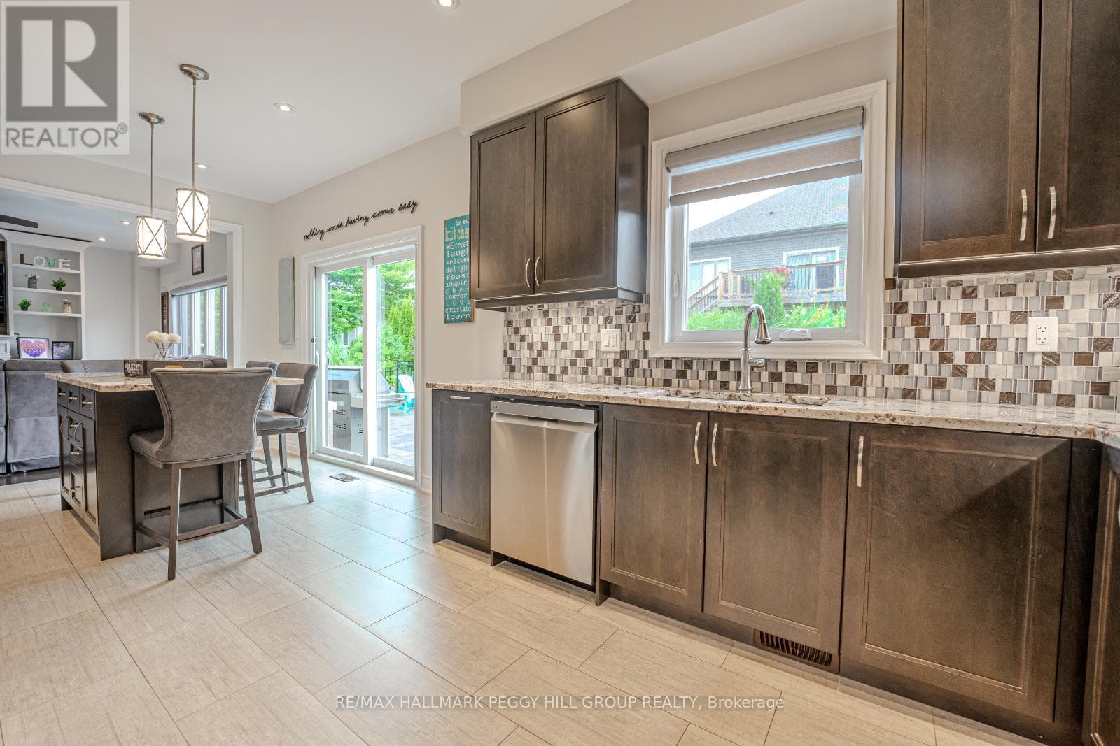 41 LANDSCAPE DRIVE, Toronto — photo 5