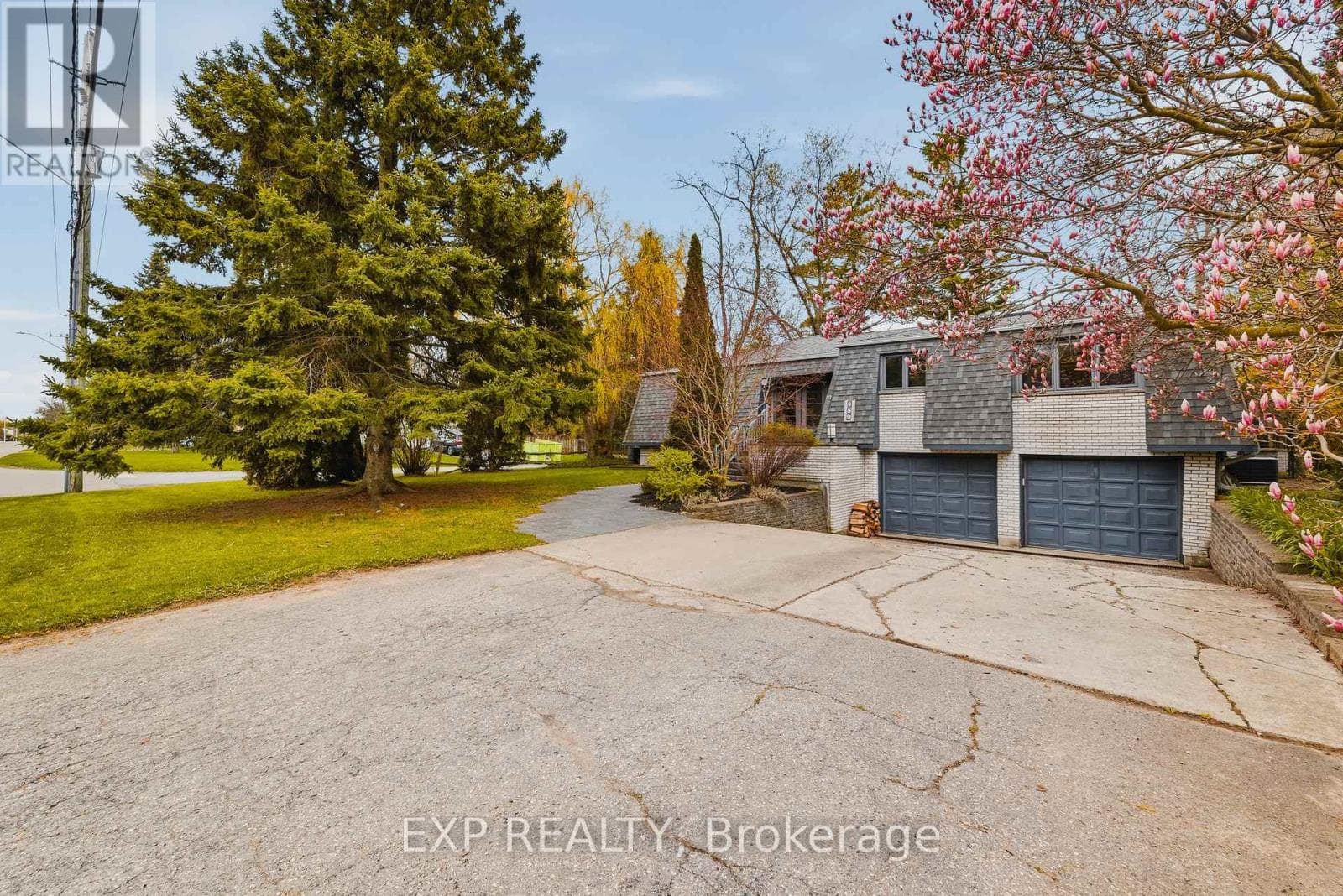 459 LEE AVENUE, Toronto — photo 2