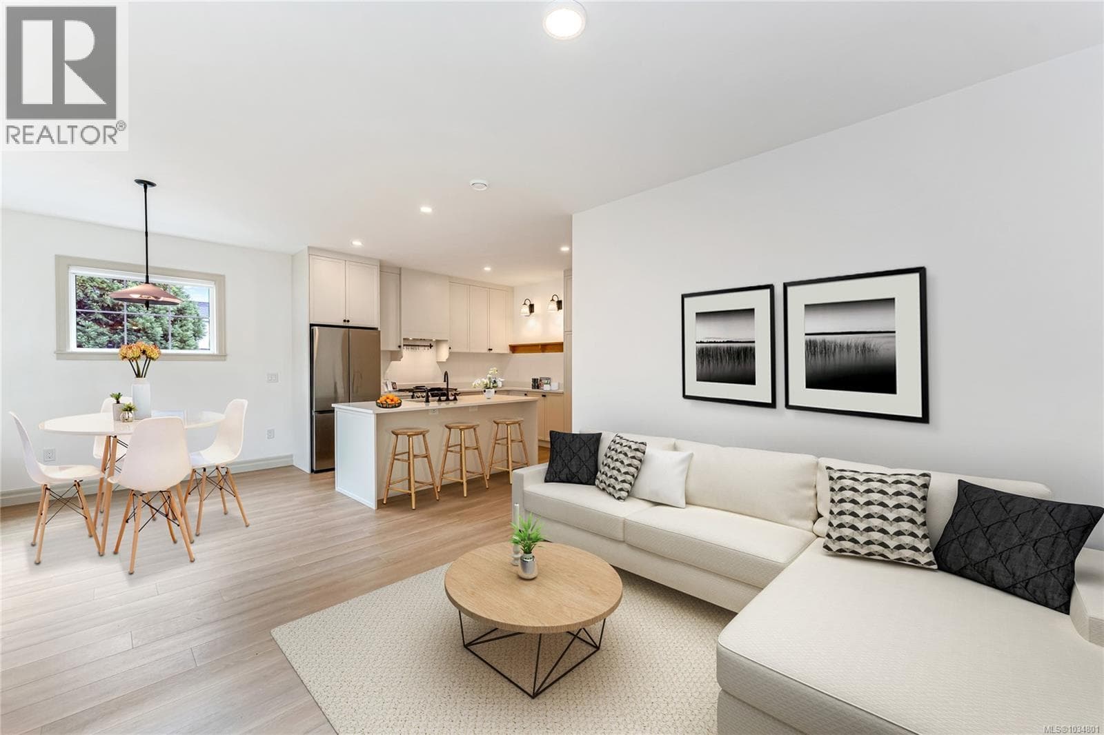 3 3098 WASHINGTON AVENUE in Burnside