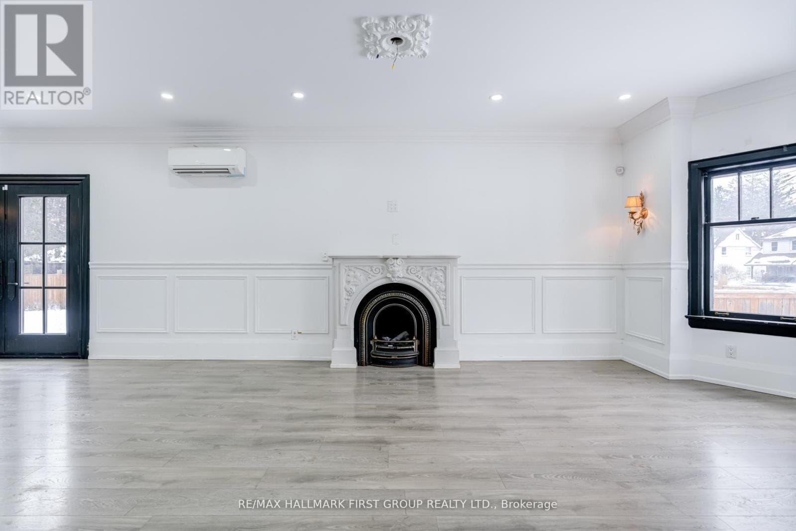 512 SIMCOE STREET NORTH, Toronto — photo 4