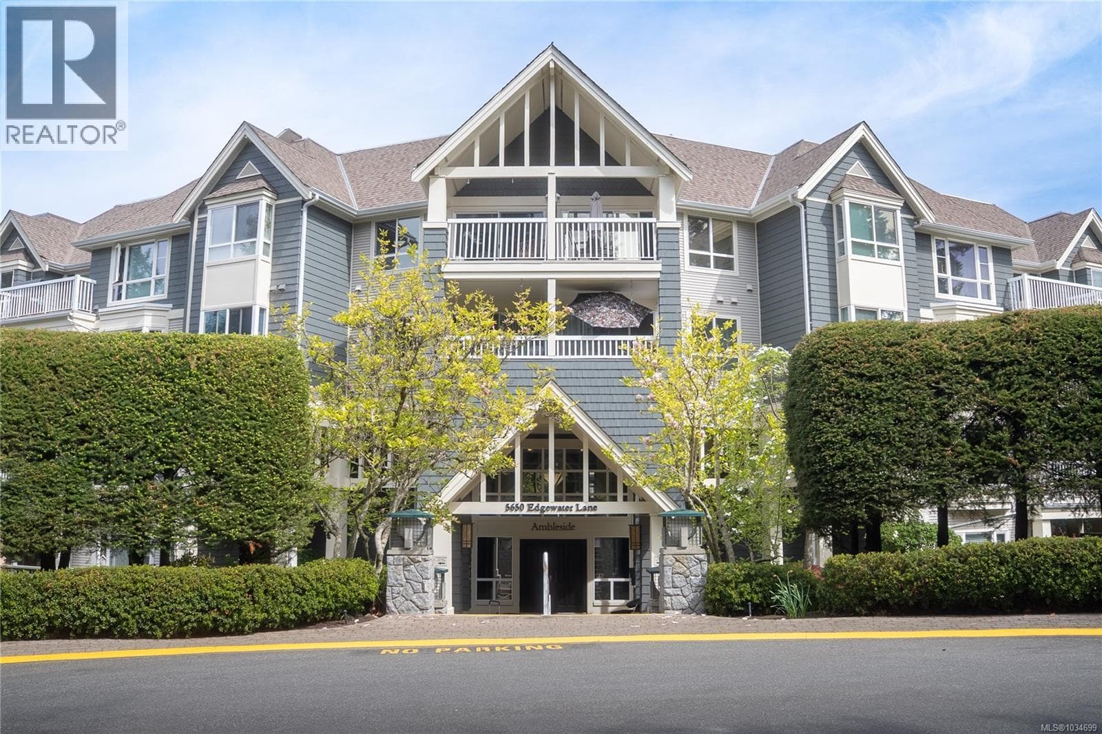 209 5650 Edgewater Lane, Vancouver Island — photo 2