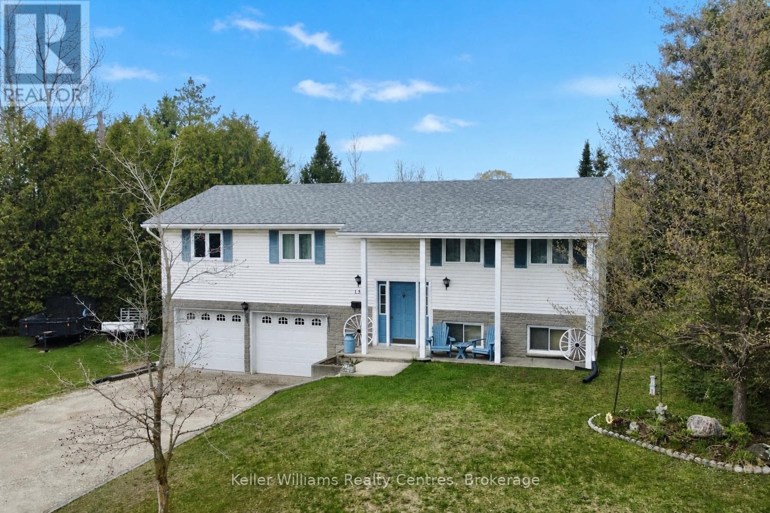 150 DOUGLAS STREET W in 