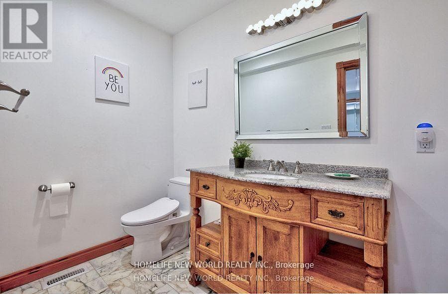 7 SULGRAVE CRESCENT, Toronto — photo 3