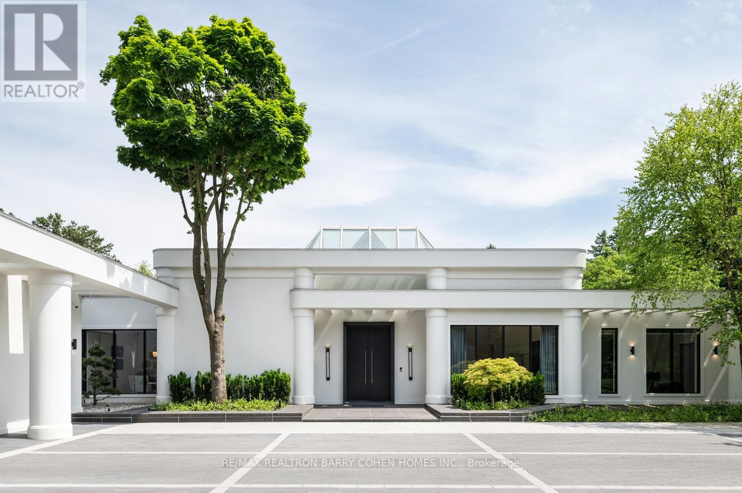 45 PARK LANE CIRCLE, Toronto — photo 2