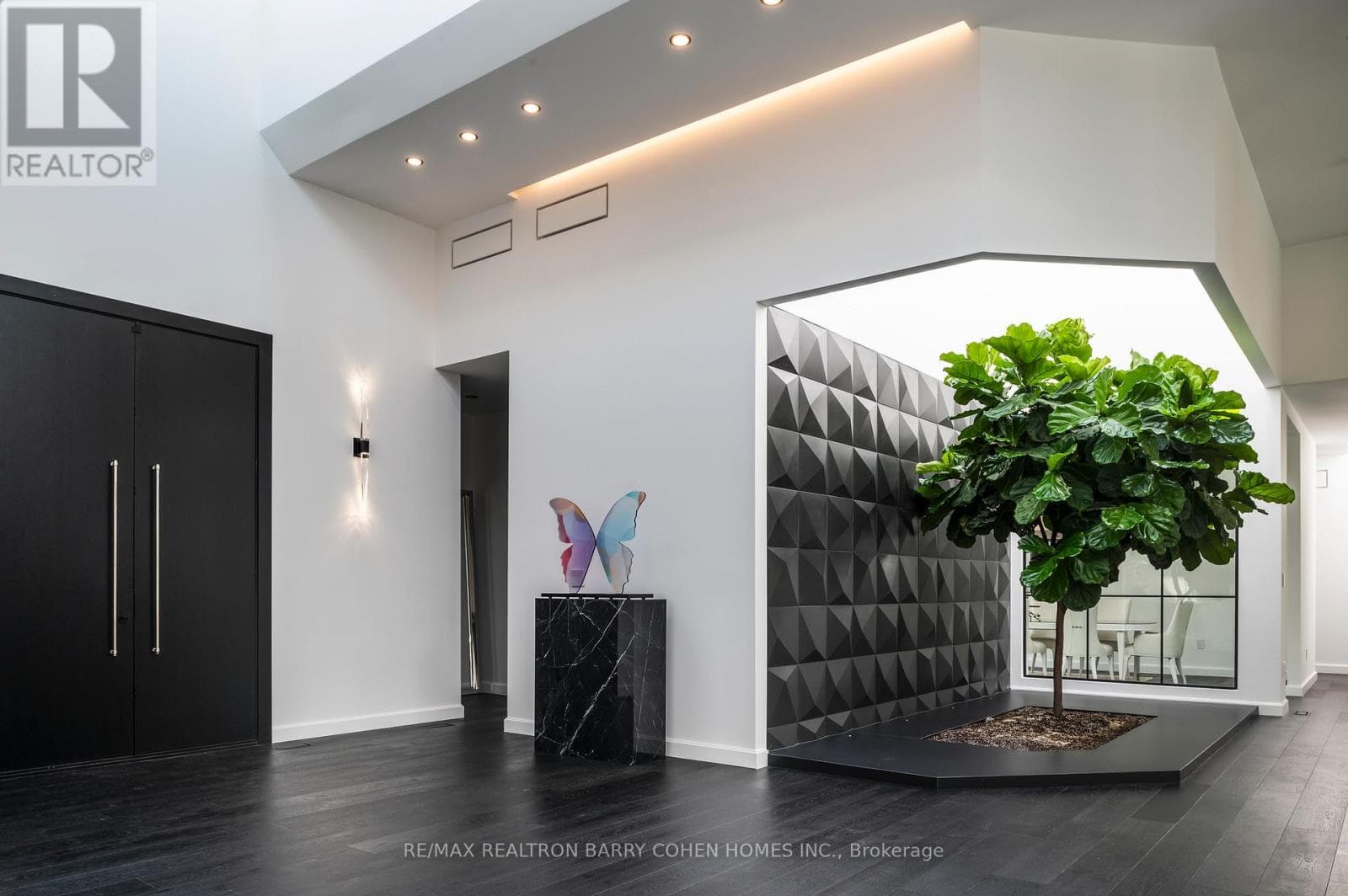 45 PARK LANE CIRCLE, Toronto — photo 4