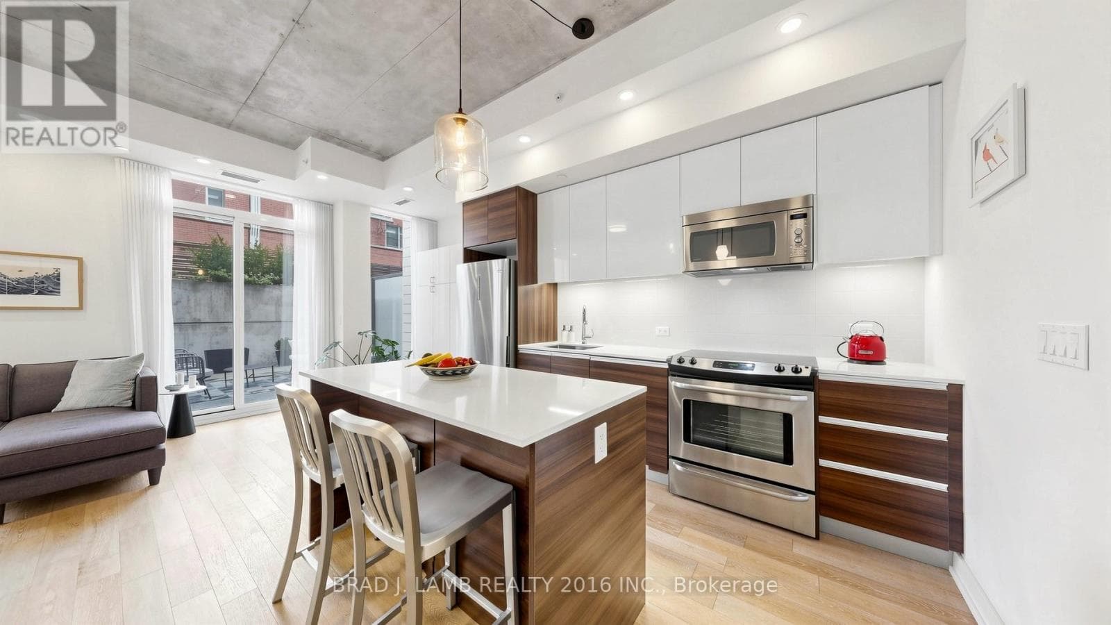 TH102 - 1238 DUNDAS STREET E, Toronto — photo 3