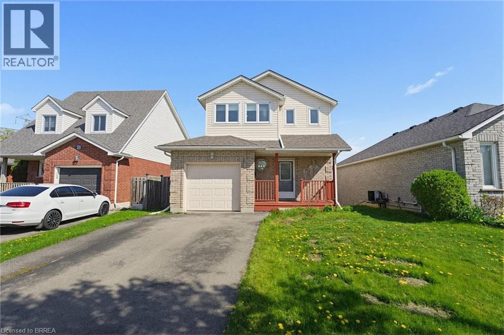 25 ANASTASIA CRESCENT in 