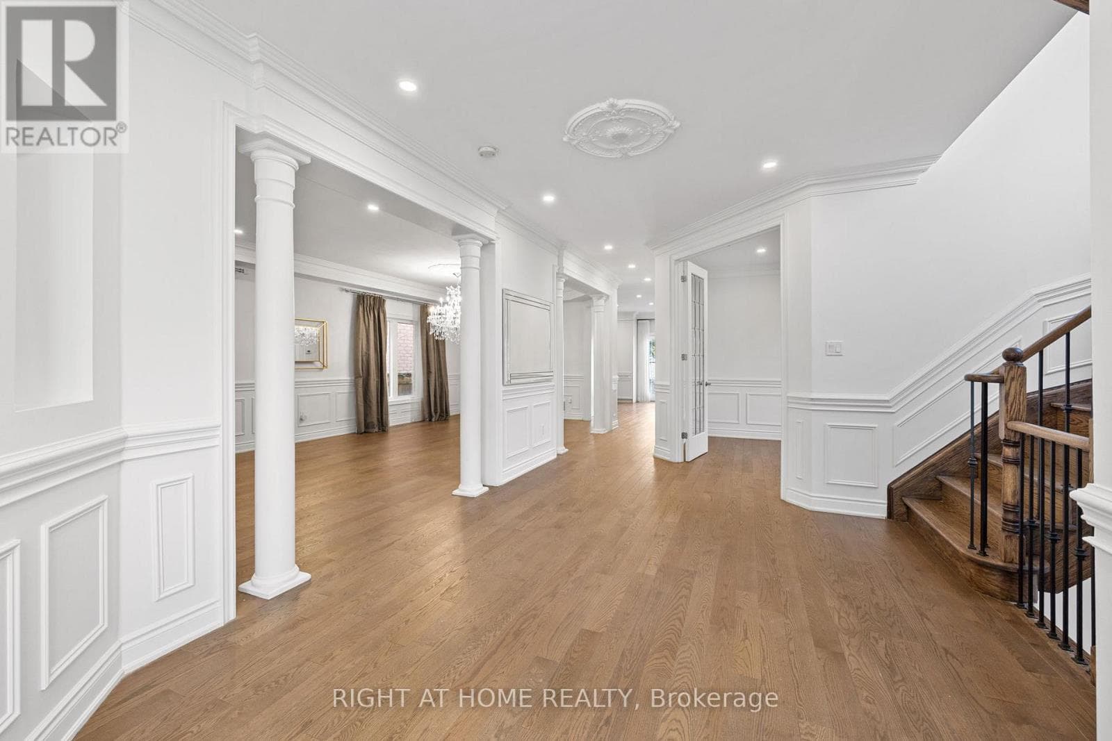 116 KNIGHTSHADE DRIVE, Toronto — photo 5