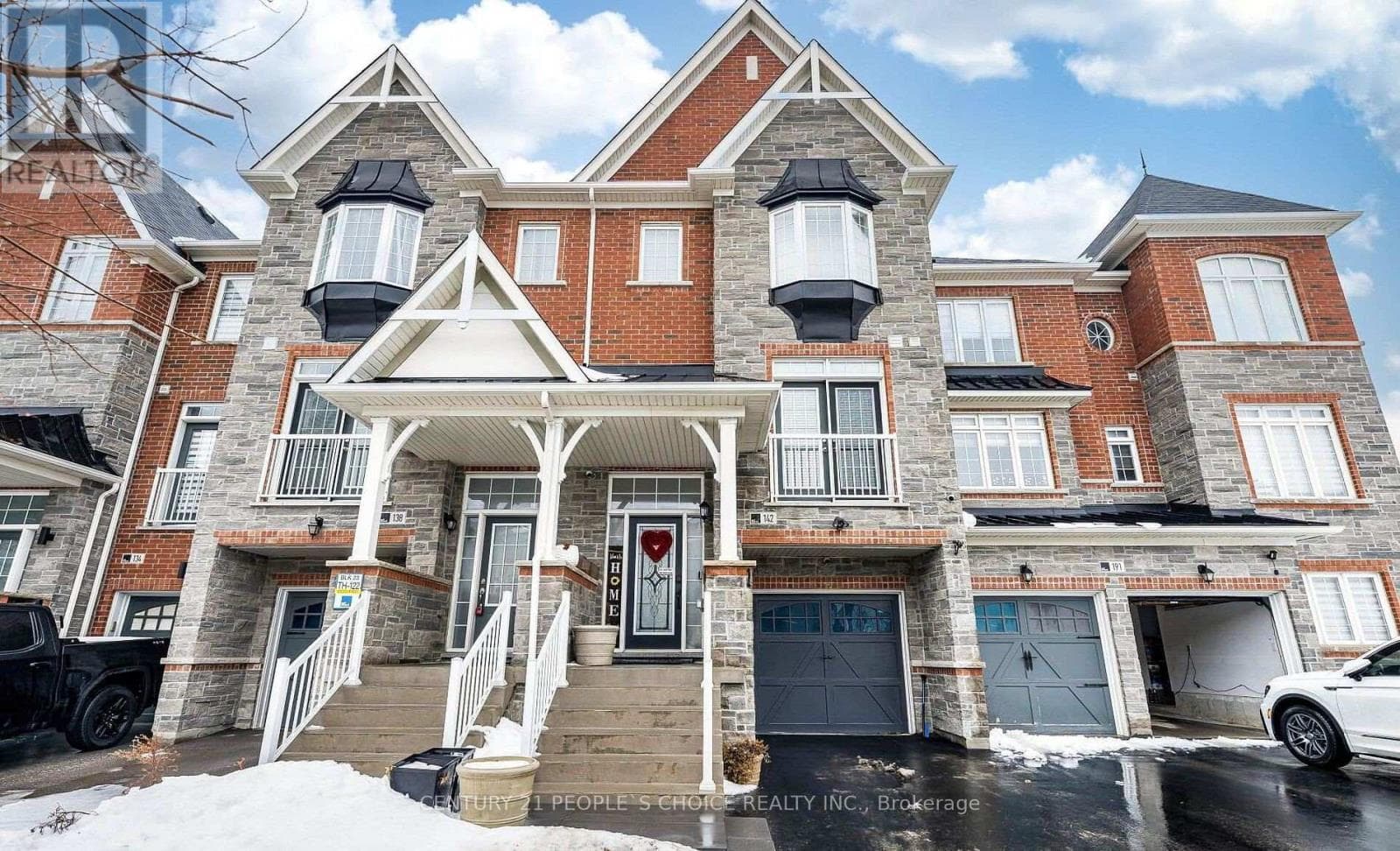 142 FAROOQ BOULEVARD in Kleinburg